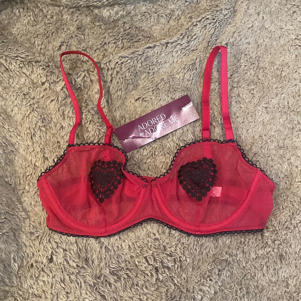 Adore me bra 34B